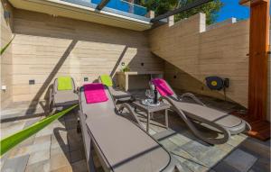 Beautiful Apartment In Crikvenica