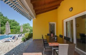 Holiday Home Strmac 25 With Outdoor Swimmingpool