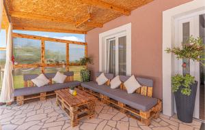 Nice Home In Kaocine - Miljevci