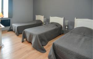 Maisons de vacances Nice Home In St Gilles : photos des chambres