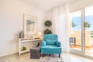 Calahonda Elegance With Pool And Sea View - Happy Rentals