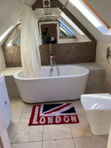 Golden Manor Studios