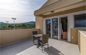 Awesome Home In Sreser 