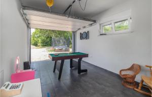 Awesome Home In Drivenik With Jacuzzi