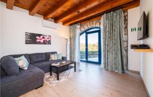 3 Bedroom Stunning Home In Brscici