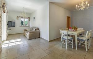 Amazing Apartment In Pula With Wifi