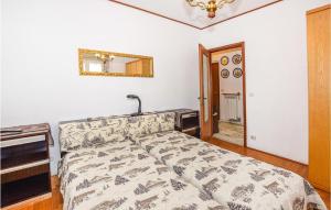 Nice Apartment In Chatillon With Wifi