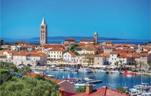 1 Bedroom Awesome Apartment In Banjol