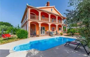 3 Bedroom Amazing Home In Liznjan - سيسان