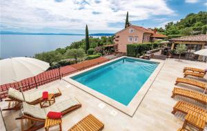 Awesome Apartment In Moscenicka Draga