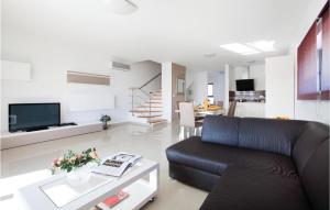 Nice Home In Rabac With Wifi 