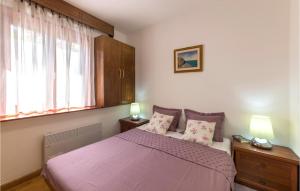 Stunning Apartment In Pula With Kitchen