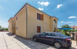 One-Bedroom Apartment In Fazana