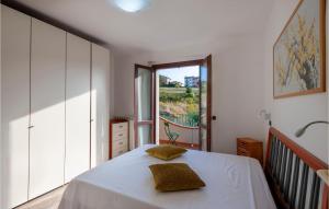 Lovely Apartment In San Costanzo