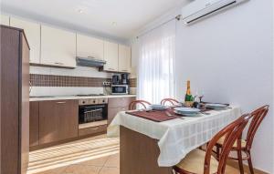 1 Bedroom Amazing Apartment In Bribir 