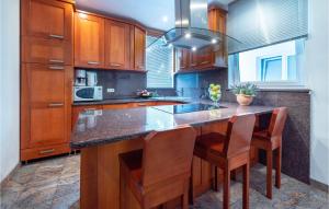 3 Bedroom Awesome Apartment In Pula 