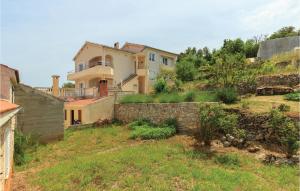 Apartment Komoseva I