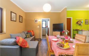 4 Bedroom Pet Friendly Home In Soline 