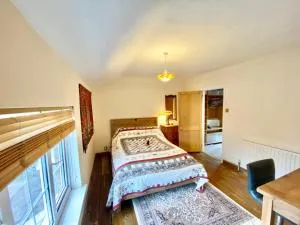 18th Century Oak Beamed Cosy Cottage - Hampton-in-Arden