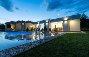 Gorgeous Home In Dicmo With Sauna