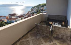 One-Bedroom Apartment Klek With Sea View 06