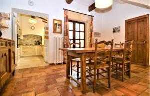 4 Bedroom Gorgeous Home In Marguerittes