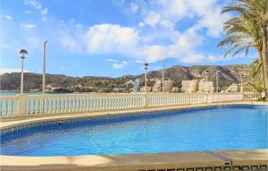 Beautiful Apartment In Oropesa Del Mar