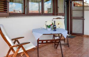 Cozy Apartment In Rovinj With Wifi