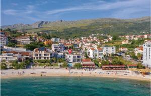 Amazing Home In Podstrana