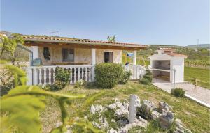 One-Bedroom Holiday Home In Danilo