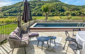 2 Bedroom Stunning Home In Podpican