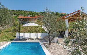 One-Bedroom Holiday Home In Danilo