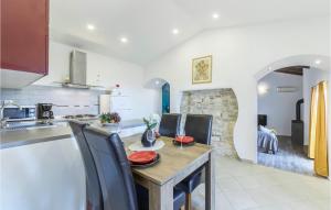 Holiday Home Vodnjan With A Fireplace 203