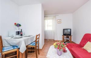 1 Bedroom Nice Apartment In Senj