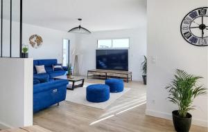 Maisons de vacances Stunning Home In Barbatre : photos des chambres