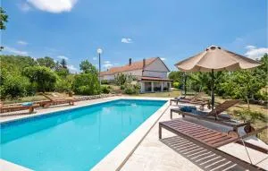 Three-Bedroom Holiday Home In Vinjani Gornji - Aračići