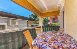 Beautiful Apartment In Pinezici