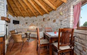 One-Bedroom Holiday Home In Cukrici