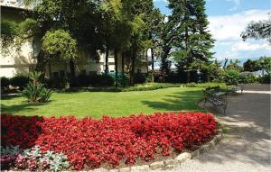 2 Bedroom Nice Apartment In Lovran