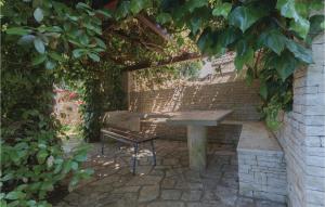 Cozy Apartment In Pula With Wifi