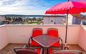Nice Apartment In Banjol With House Sea View 