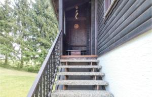 Two-Bedroom Apartment In Arrach