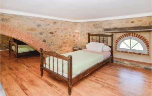 Maisons de vacances Amazing Home In Santa Maria Poggio : photos des chambres