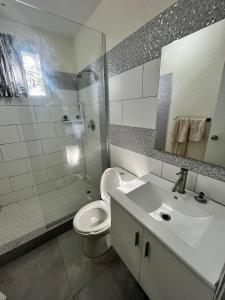 Norms Near US Embassy