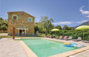 Maisons de vacances Awesome Home In Santa Maria Poggio : photos des chambres