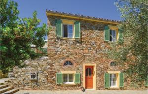Maisons de vacances Awesome Home In Santa Maria Poggio : photos des chambres