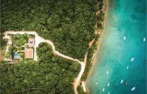 Amazing Home In Rovinj With Wifi - Crnibek