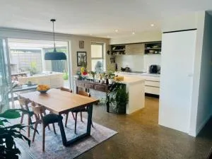 Papamoa Beach vibe - Papamoa