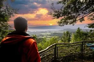 普耶韦温泉康体Spa度假村 - 富特罗诺