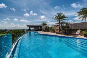 Sunrise Studio with Fast-WIFI, Rooftop Pool, Spa